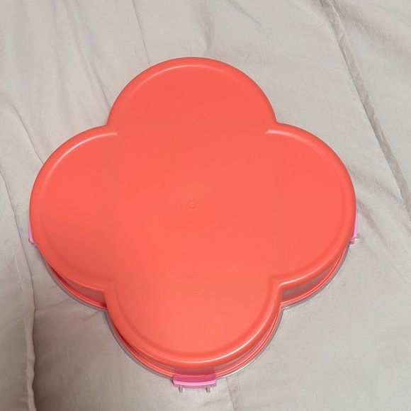 Roller Rabbit Pink Flower-Shaped Snacklebox Storage Container - Picture 2 of 2